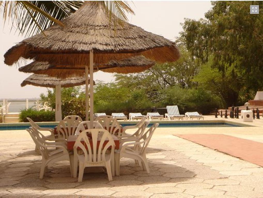 Le Pelican Du Saloum Sine-Saloum Bagian luar foto
